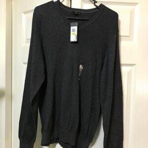 Men's Van Heusen Sweater SZ Med. NWT